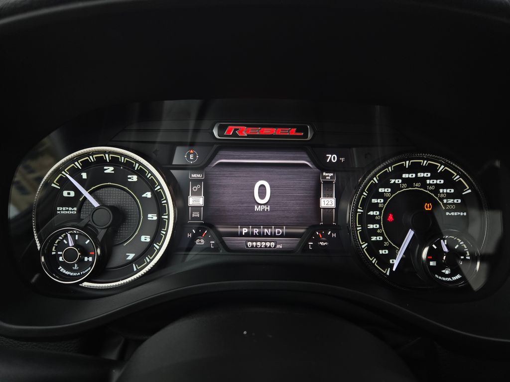 2022 Ram 1500 Rebel photo 18