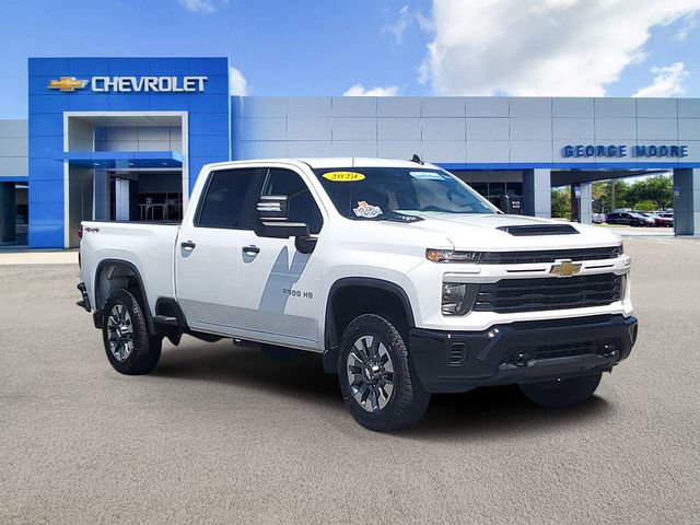 2024 Chevrolet Silverado 2500HD Custom's photo
