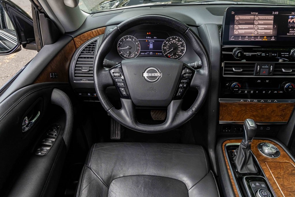 2023 Nissan Armada SL photo 17