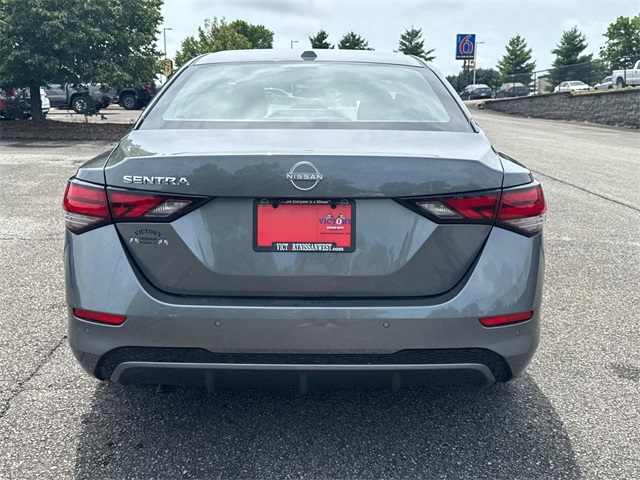 2025 Nissan Sentra SV photo 5