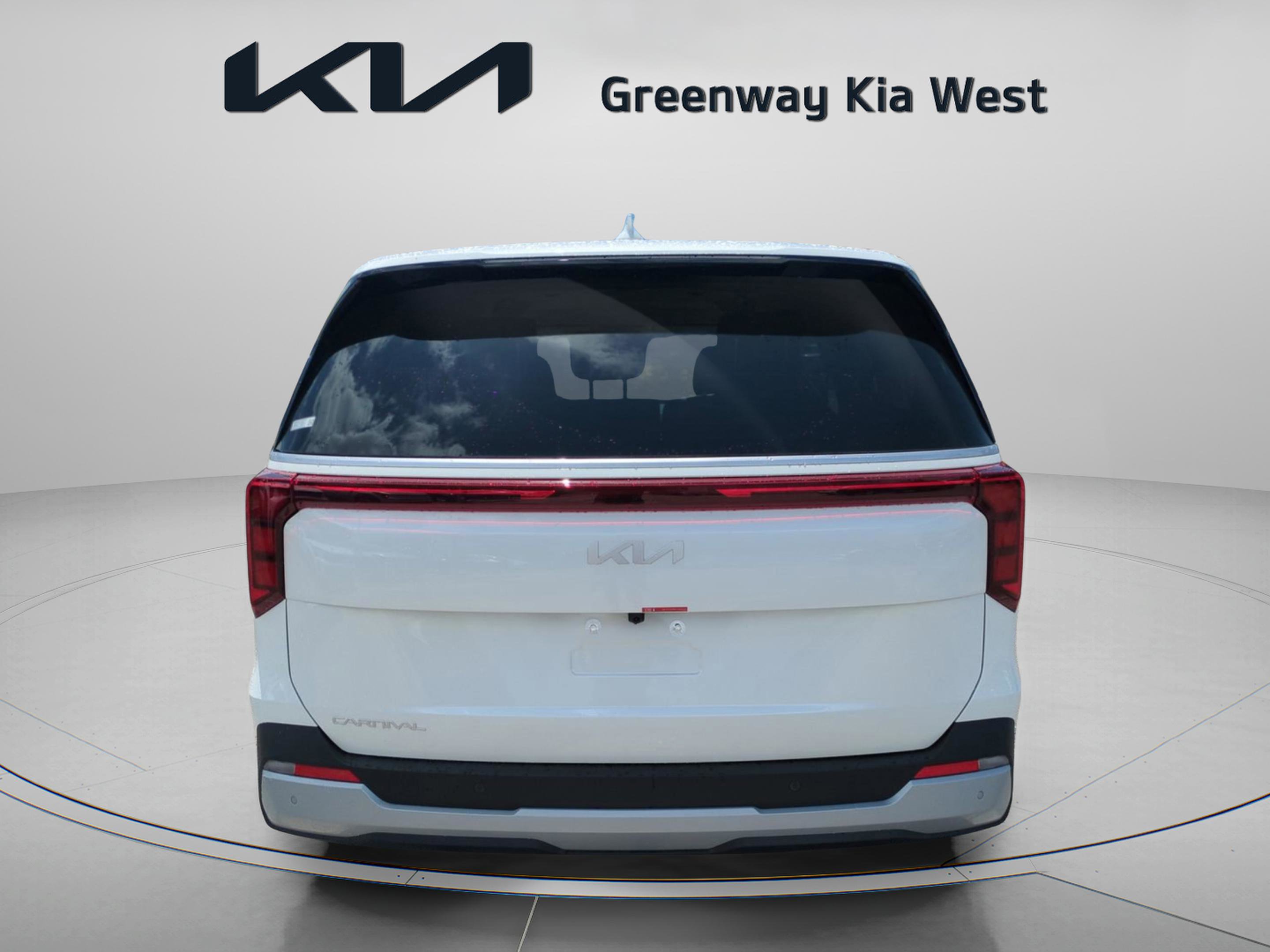 2026 Kia Carnival LX photo 4