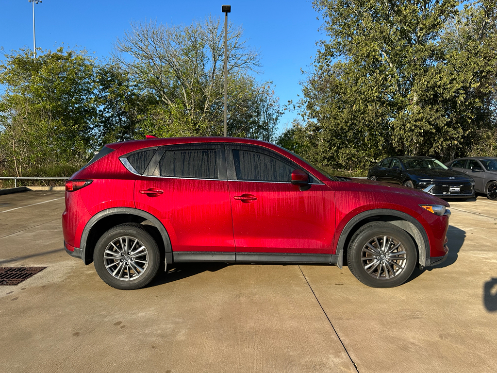 2017 Mazda CX-5 Touring photo 4