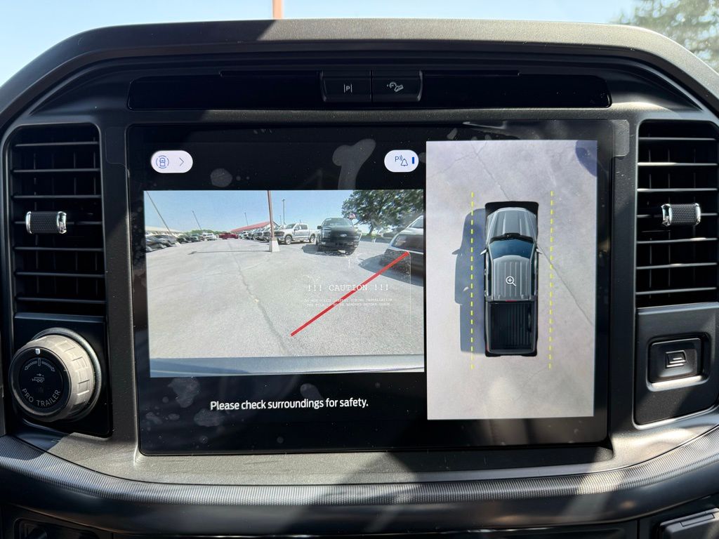 2025 Ford F-150 Lariat photo 24