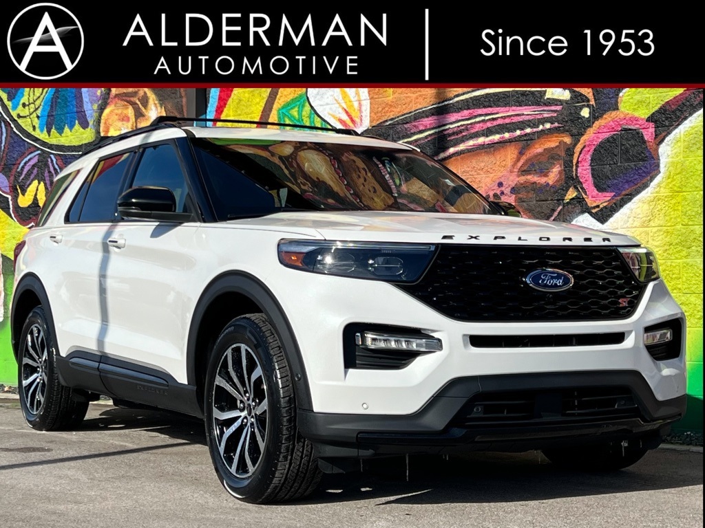 2020 Ford Explorer ST's photo
