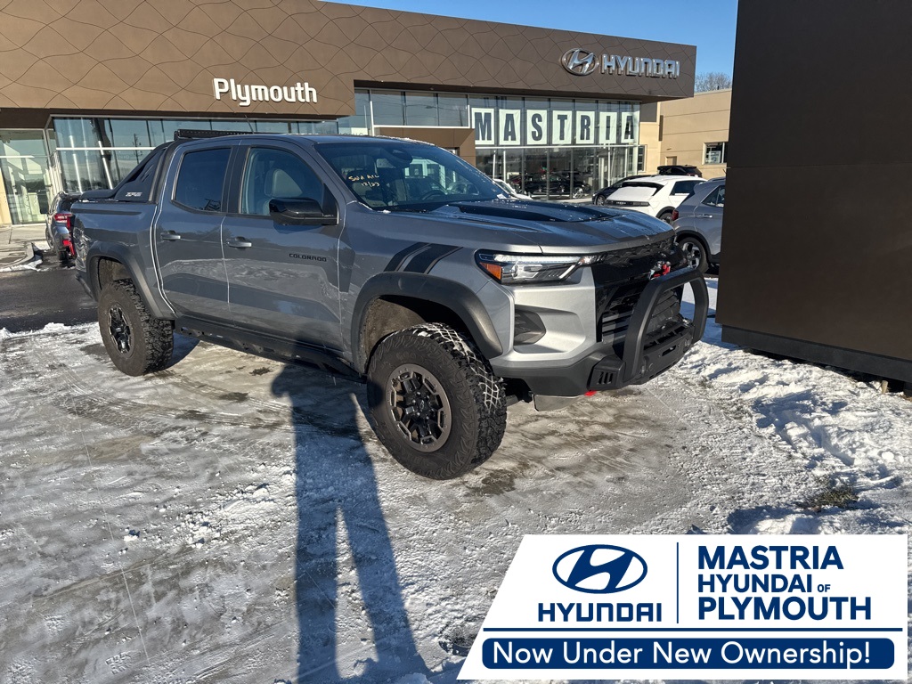 2023 Chevrolet Colorado ZR2's photo