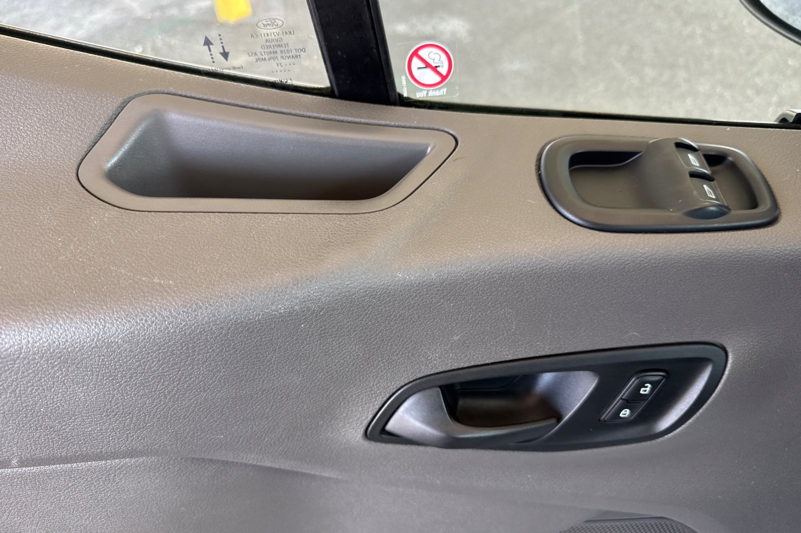 2021 Ford Transit Cargo Van photo 10