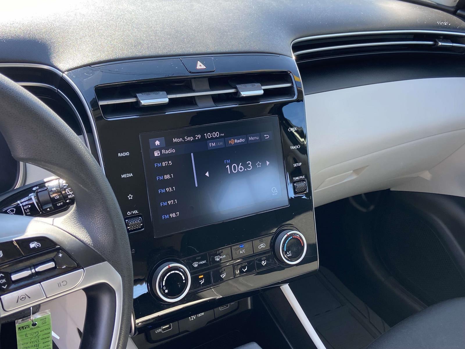 2022 Hyundai Tucson SE photo 12
