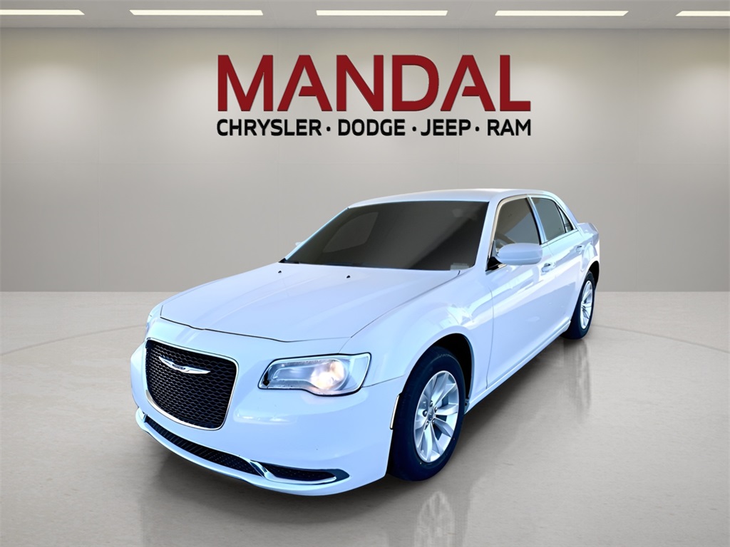 2023 Chrysler 300