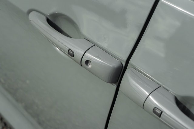 2023 Chrysler Pacifica Hybrid Touring L photo 8