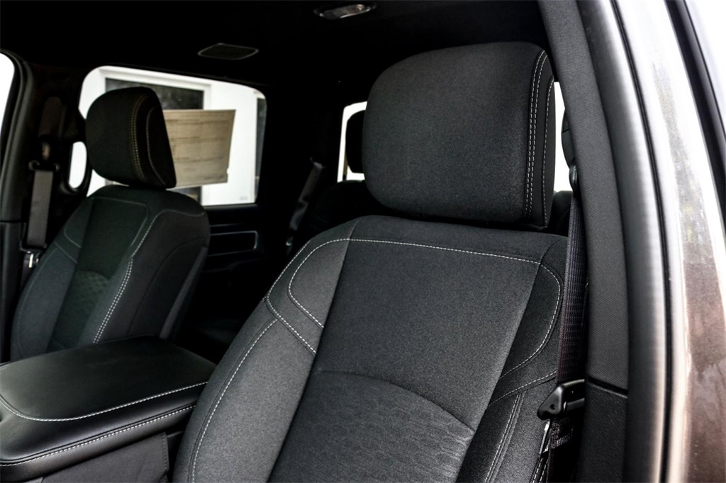 2025 Ram 2500 Big Horn photo 9