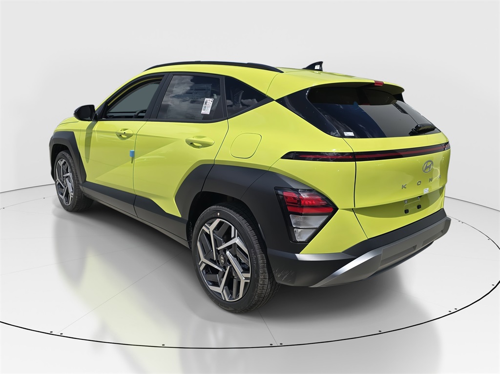 2026 Hyundai Kona SEL photo 4