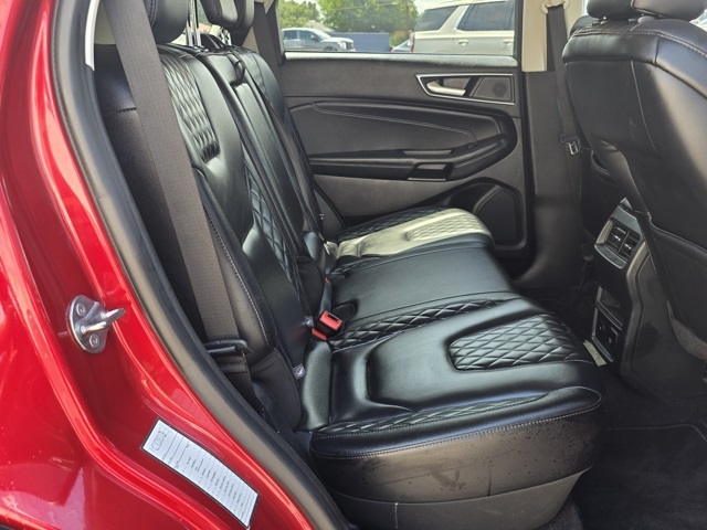 2024 Ford Edge Titanium photo 23