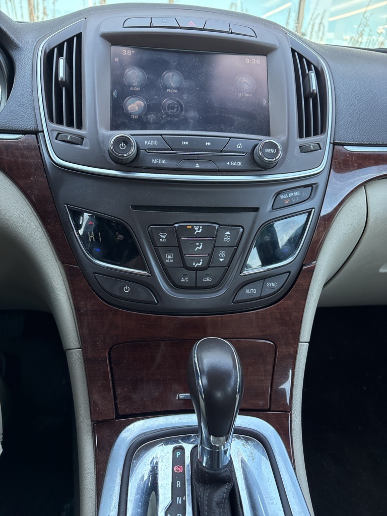 Used 2015 Buick Regal Base with VIN 2G4GK5EX0F9287362 for sale in Rochester, Minnesota