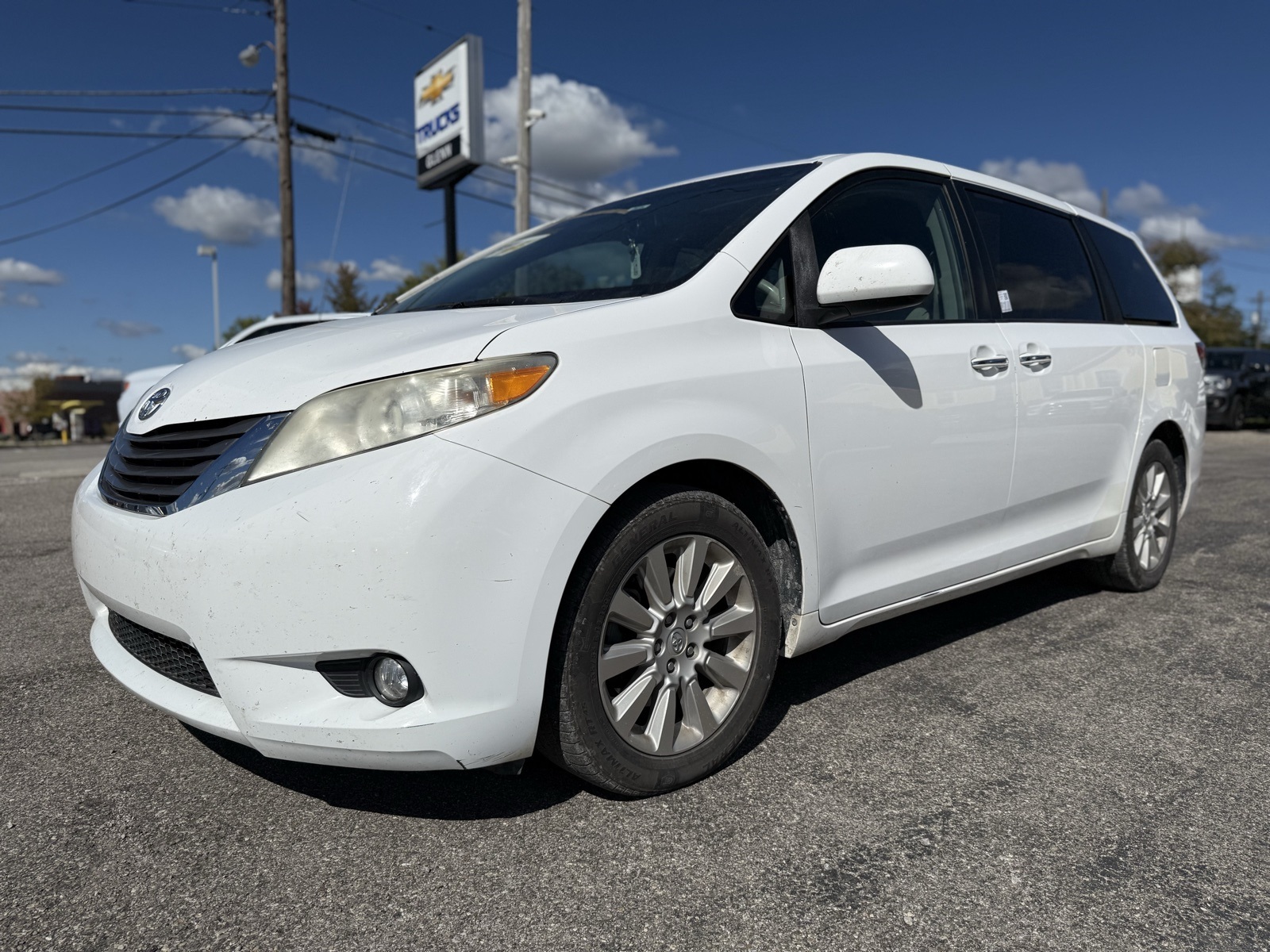 Used 2014 Toyota Sienna XLE with VIN 5TDDK3DC8ES079018 for sale in Eminence, KY