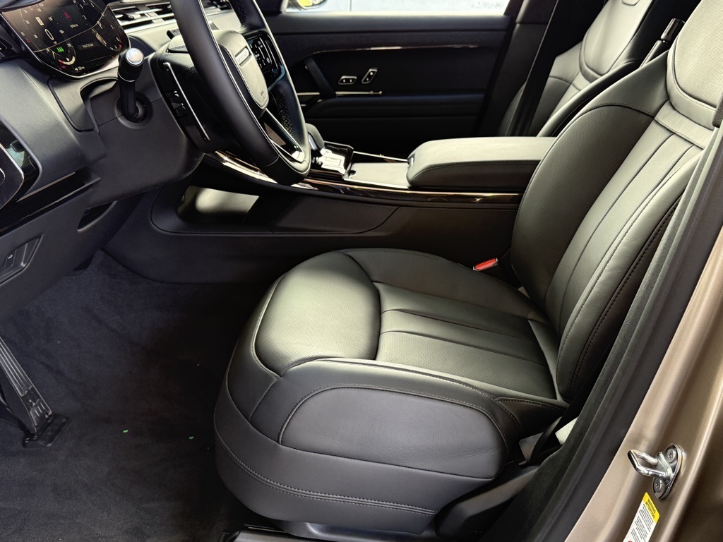 2025 Land Rover Range Rover Sport Autobiography photo 12