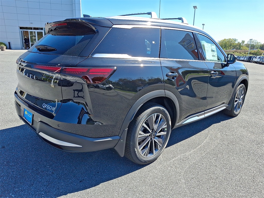 2026 Infiniti QX60 Luxe AWD photo 4