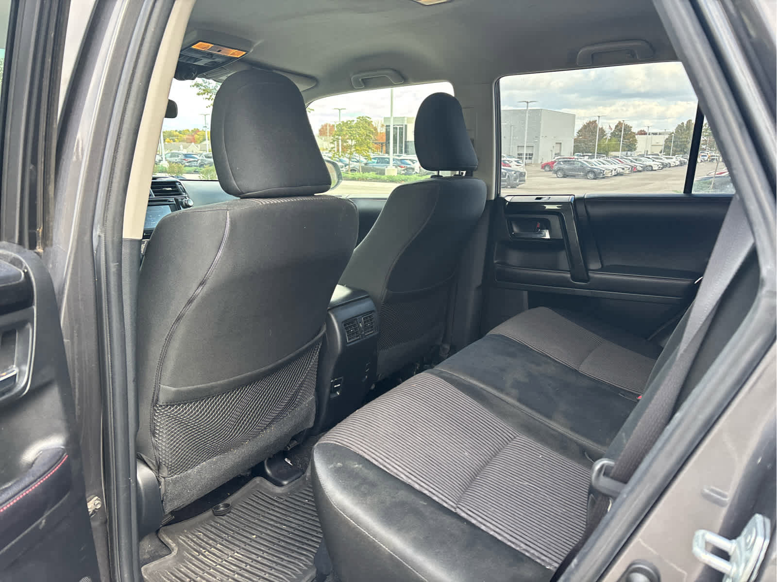 2016 Toyota 4Runner Trail photo 3