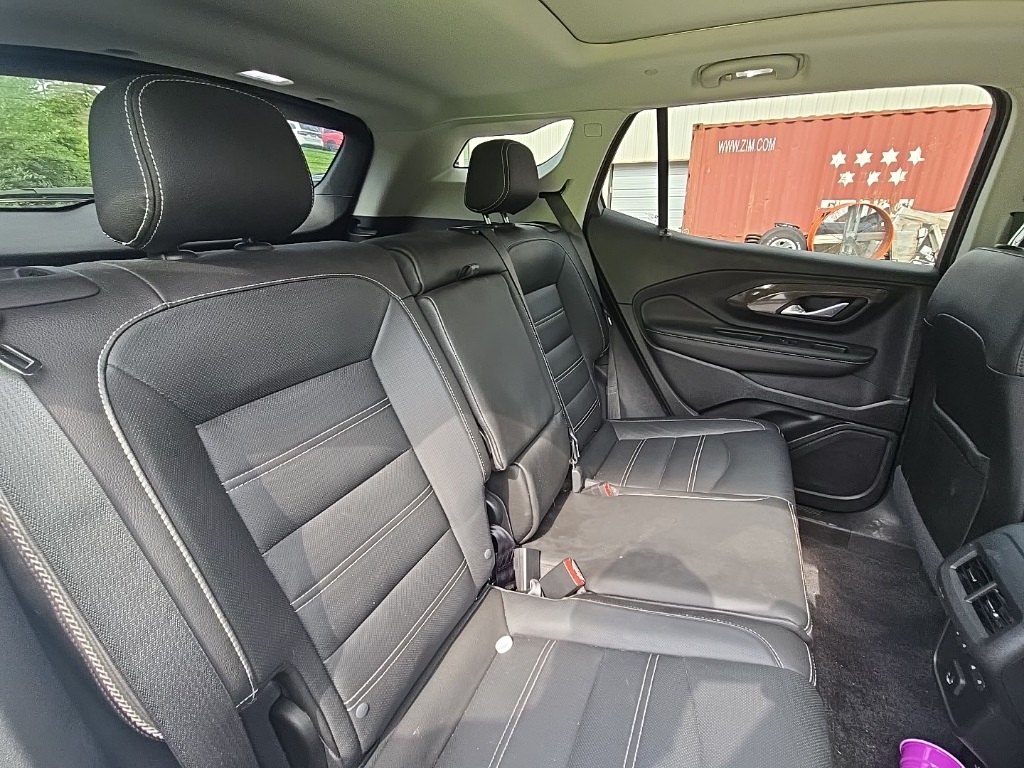 2023 Gmc Terrain Denali photo 16