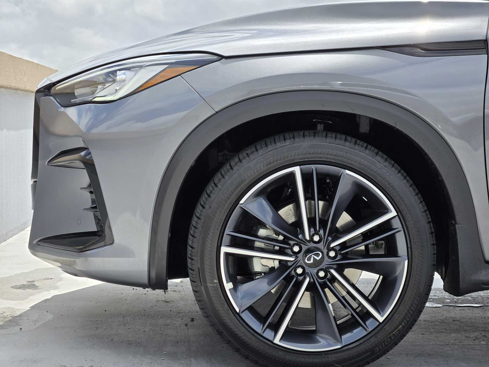2025 Infiniti QX50 SPORT AWD photo 5