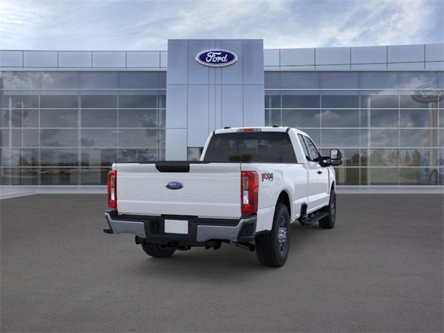 2025 Ford F-350 XLT photo 8