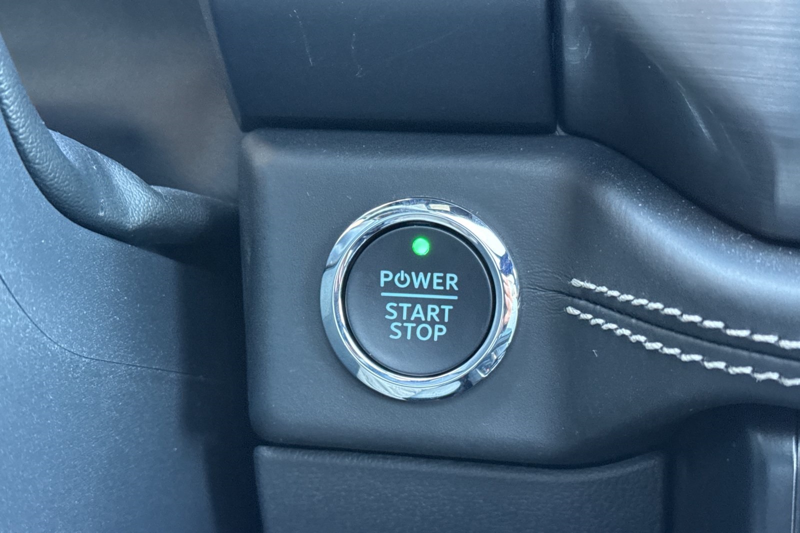 2024 Ford F-150 Lightning Platinum photo 22