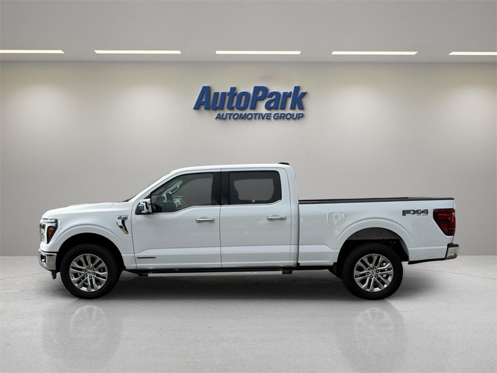 2025 Ford F-150 Lariat photo 2