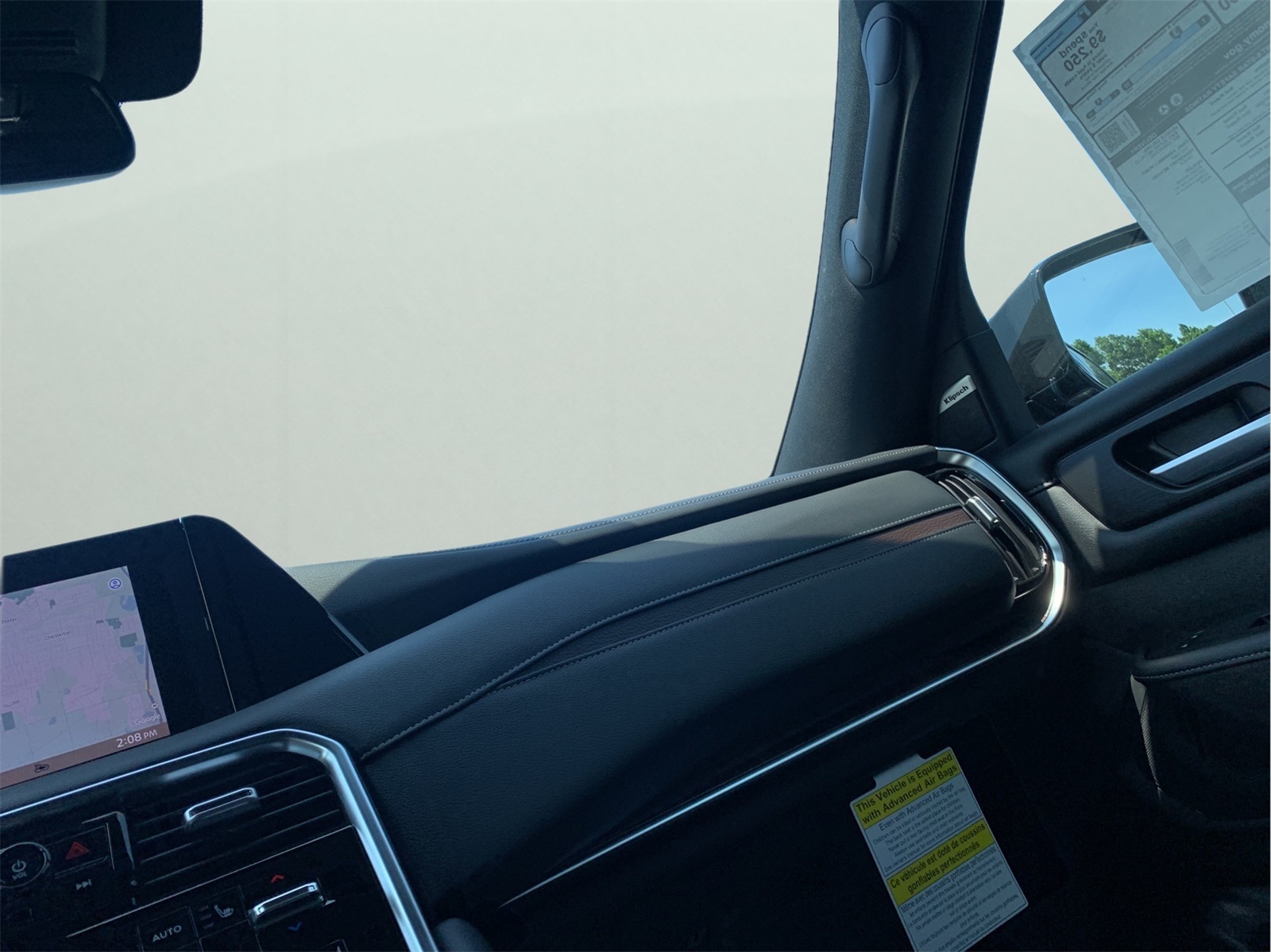 2025 Nissan Armada SL photo 20