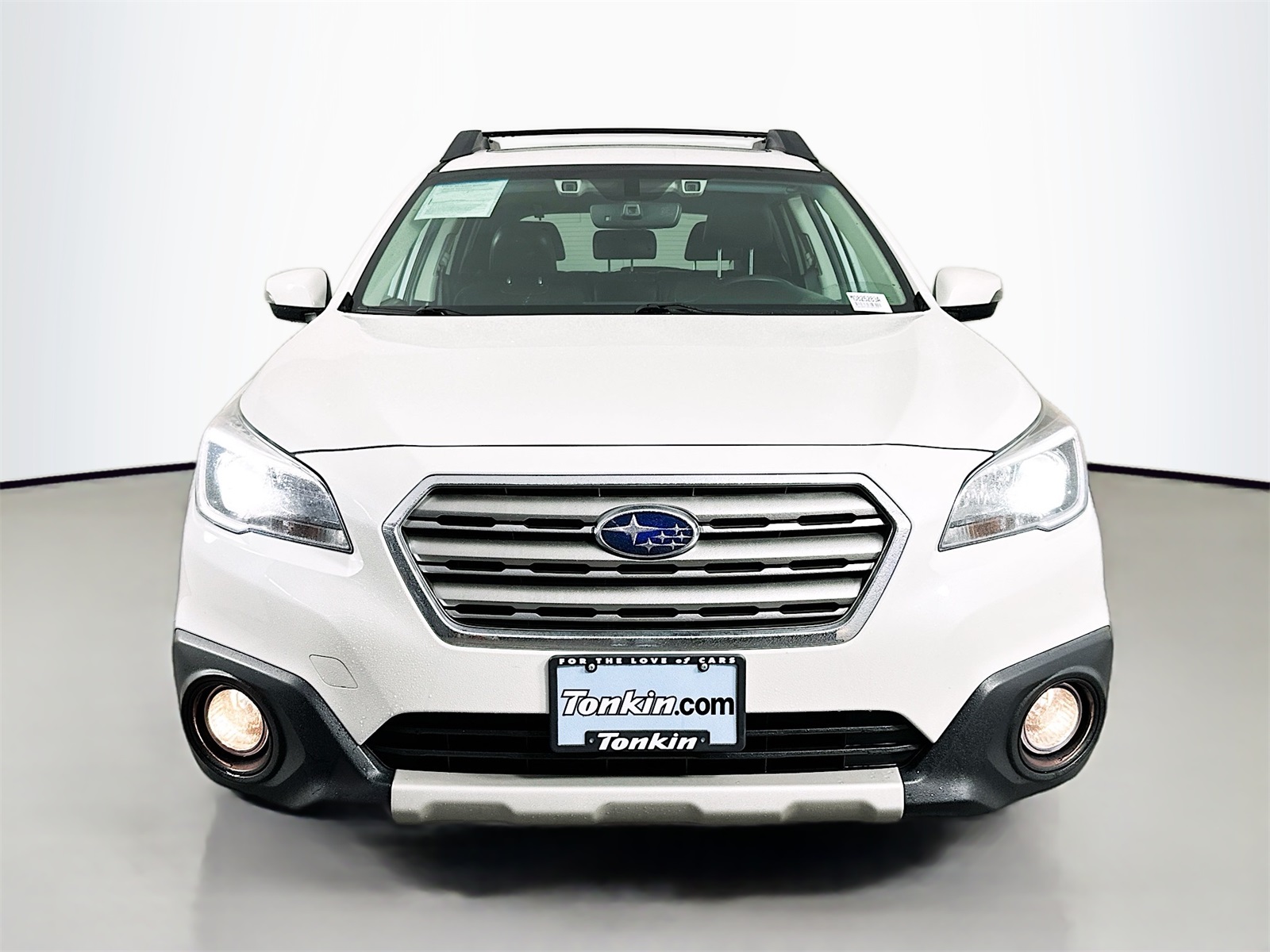 2017 Subaru Outback 2.5i photo 2