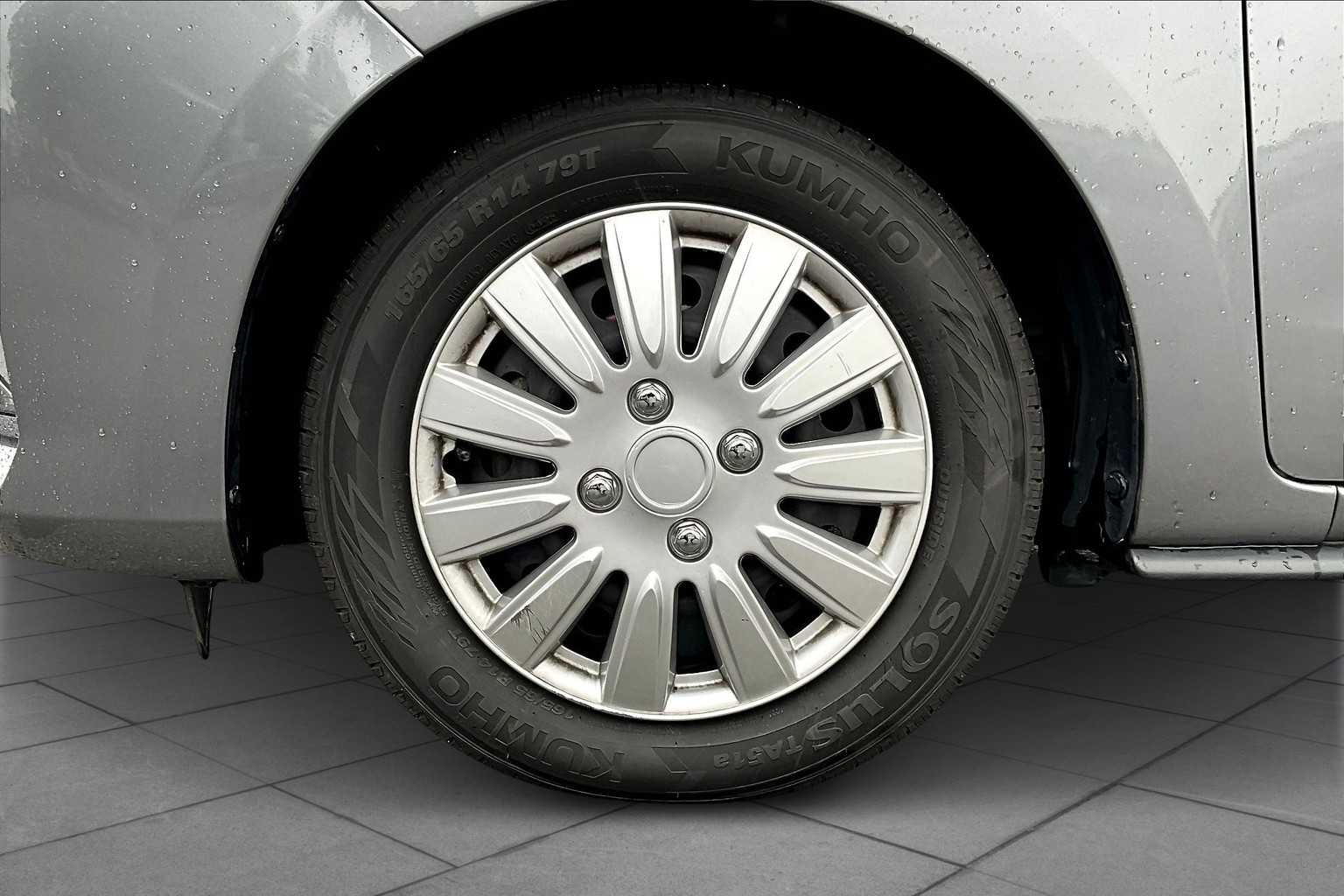 2022 Mitsubishi Mirage ES photo 9