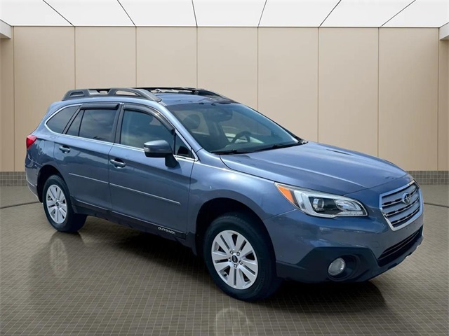 2017 Subaru Outback 2.5i Premium photo 4