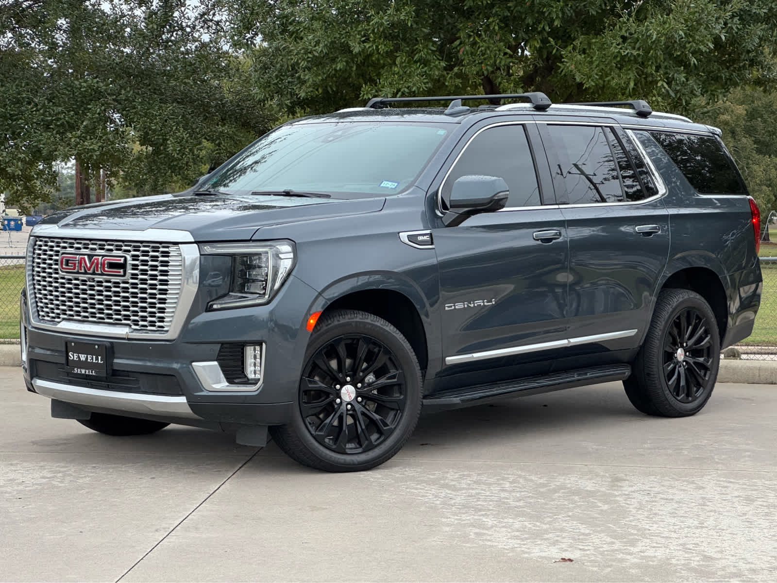 2021 GMC Yukon Denali's photo