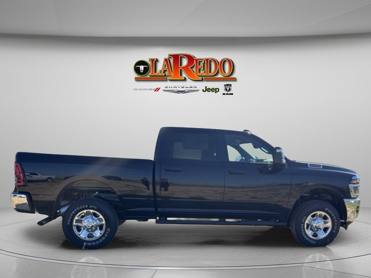 2026 Ram 2500 Tradesman photo 7