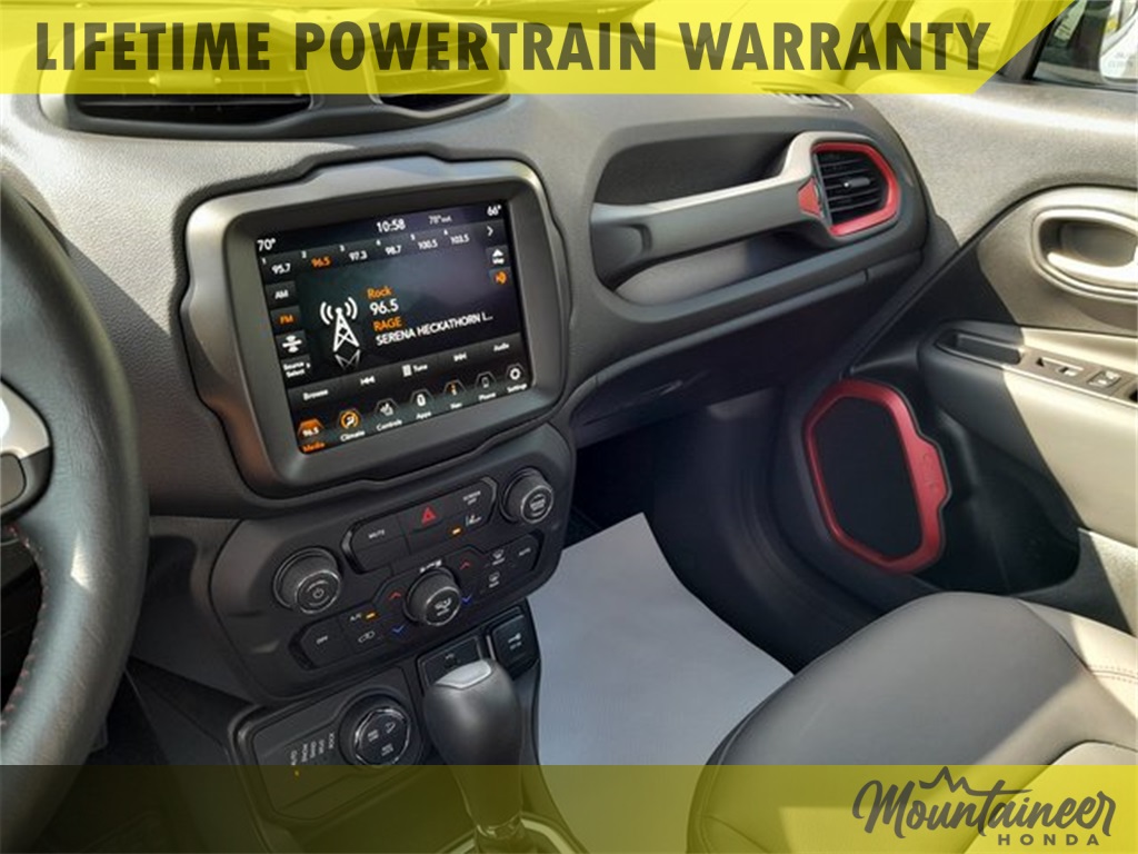 2023 Jeep Renegade Trailhawk photo 18