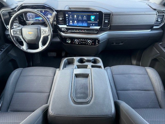 2022 Chevrolet Silverado 1500 LT photo 18