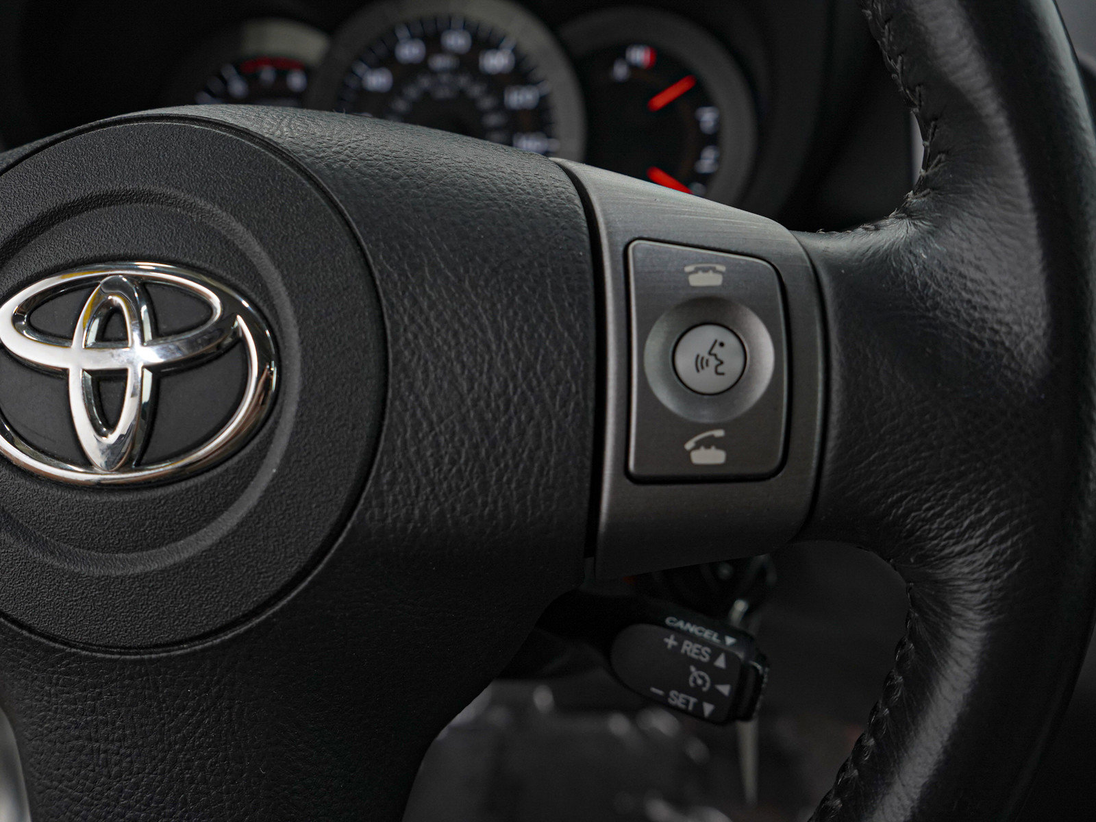 2008 Toyota RAV4 Limited photo 23