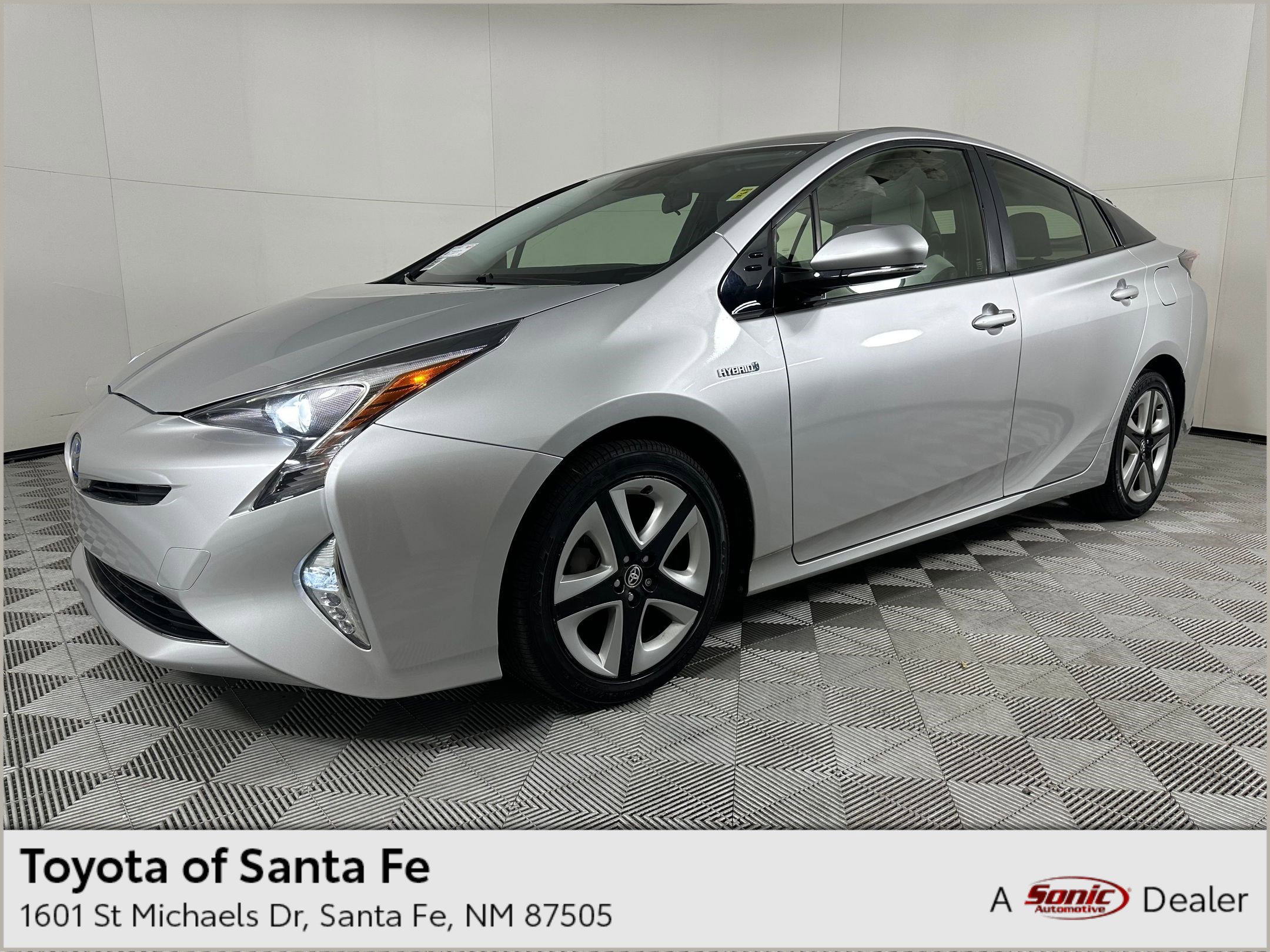 2016 Toyota Prius Three