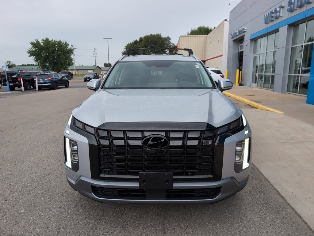 2023 Hyundai Palisade SEL photo 2