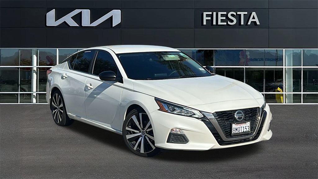 2020 Nissan Altima SR