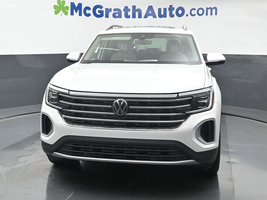 2026 Volkswagen Atlas SE Technology photo 3