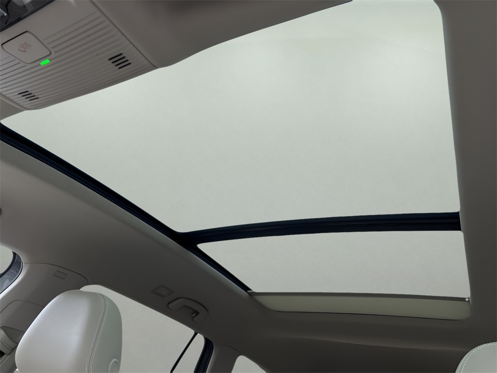 2024 Volkswagen Atlas SE Technology photo 32