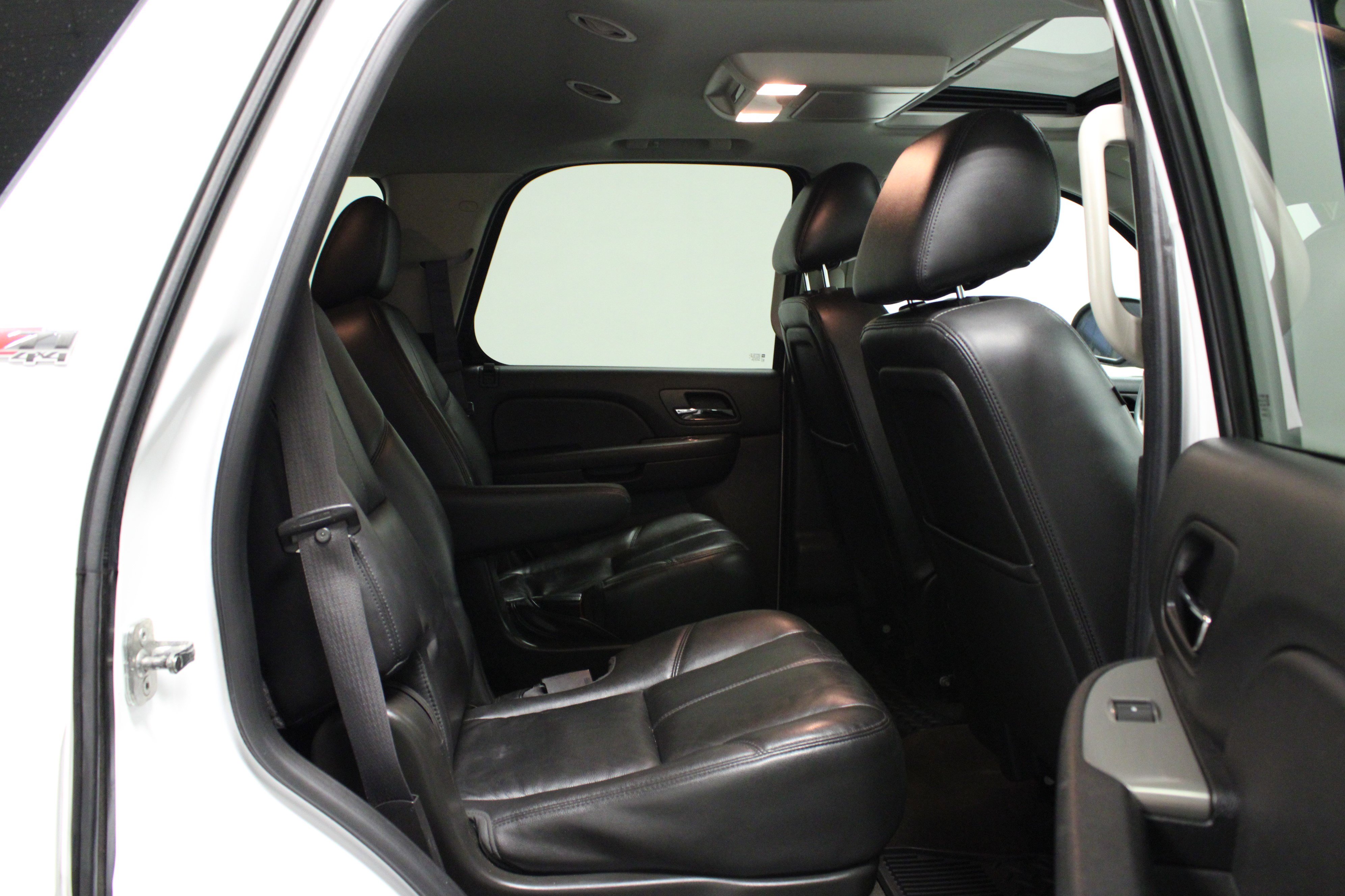 2014 Chevrolet Tahoe LT photo 13