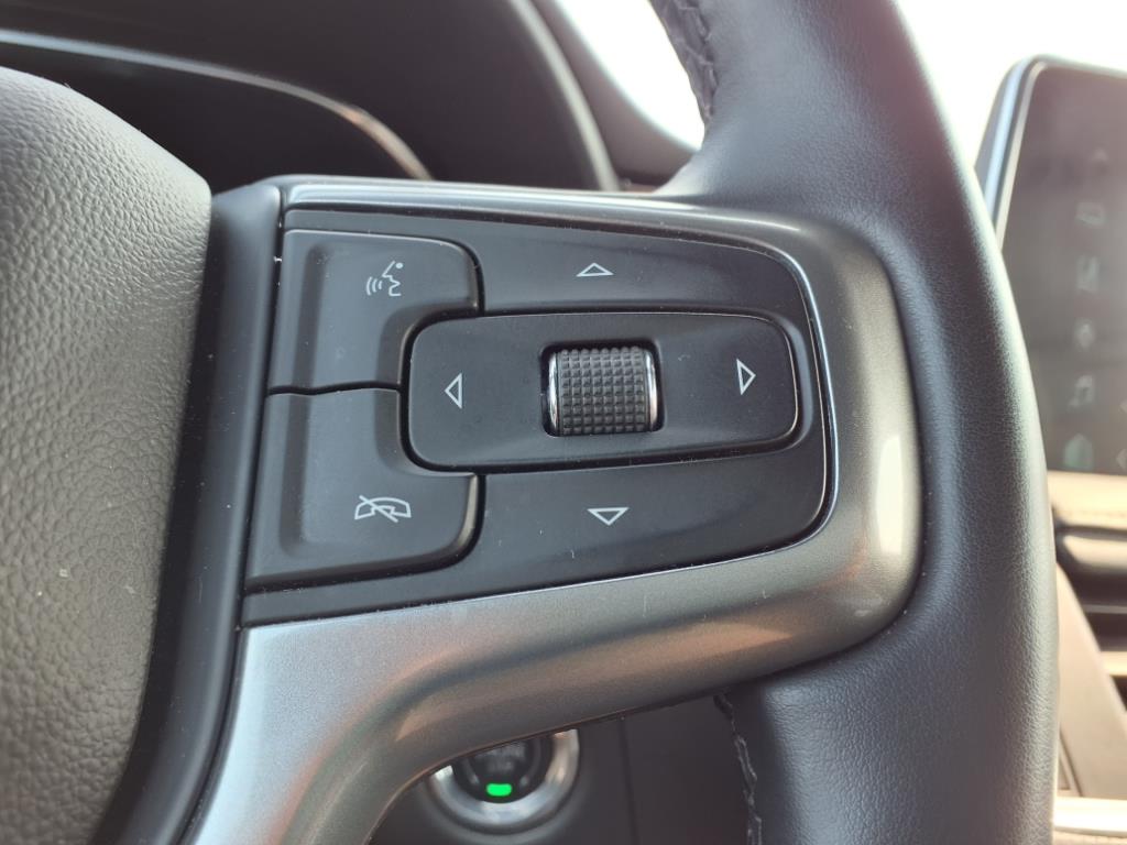 2023 Chevrolet Suburban Premier photo 23