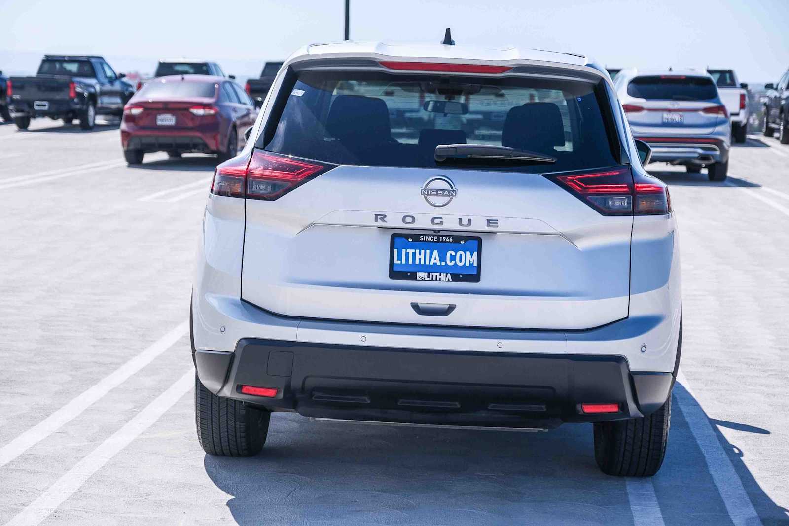 2024 Nissan Rogue S photo 4