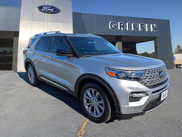 2021 Ford Explorer Limited's photo