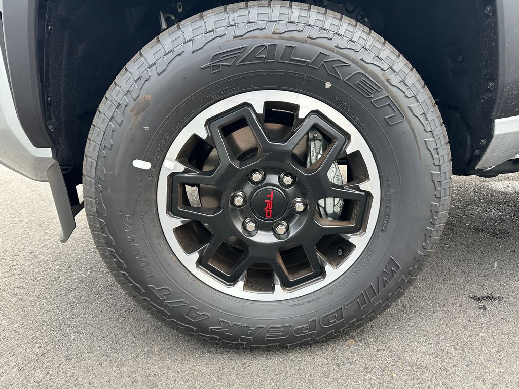 2025 Toyota Tacoma TRD Off-Road 4x4 Double Cab photo 11
