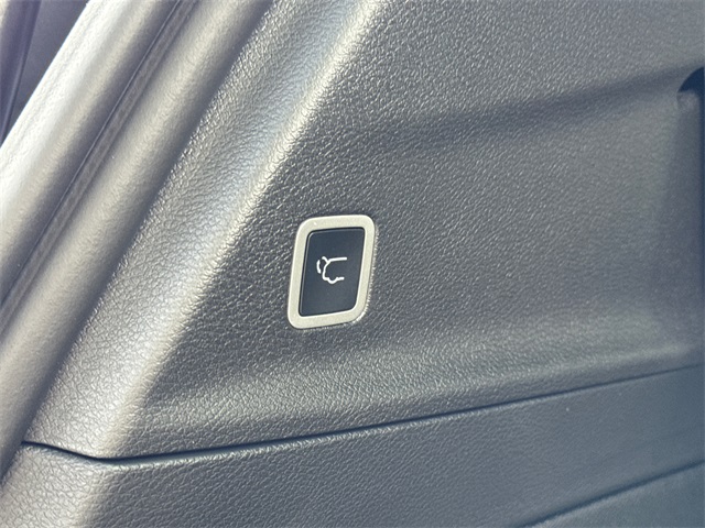 2025 Chrysler Pacifica photo 31