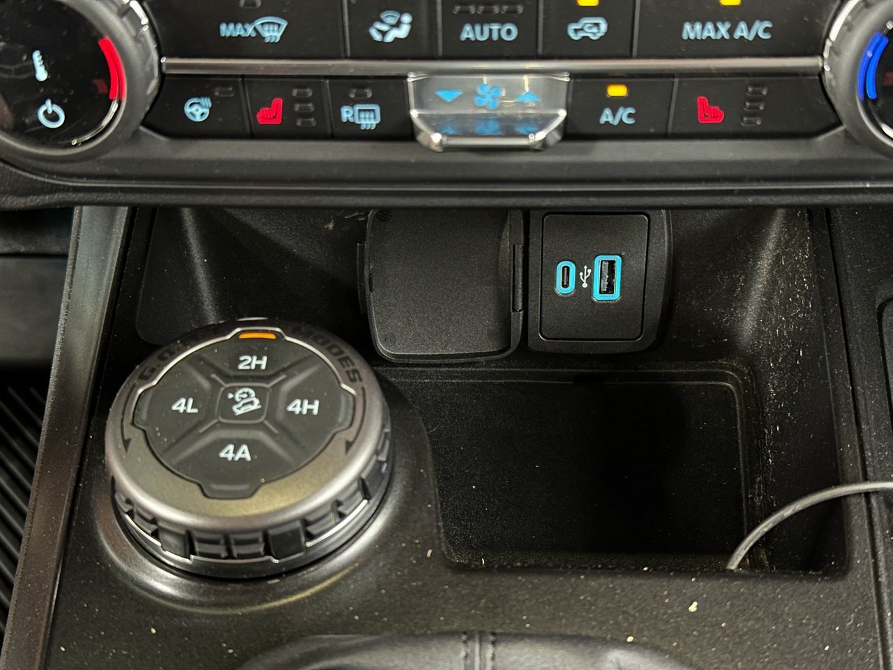 2022 Ford Bronco Badlands photo 15