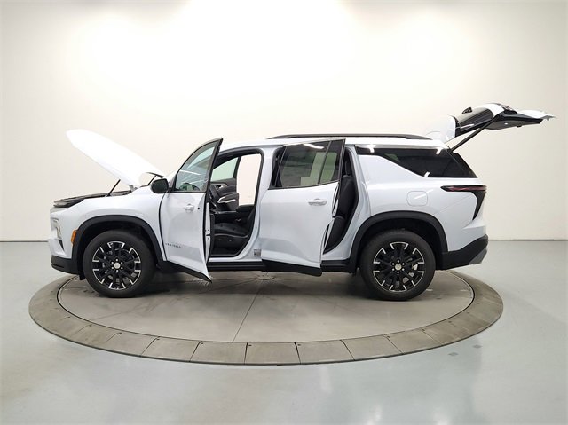 2026 Chevrolet Traverse photo 4