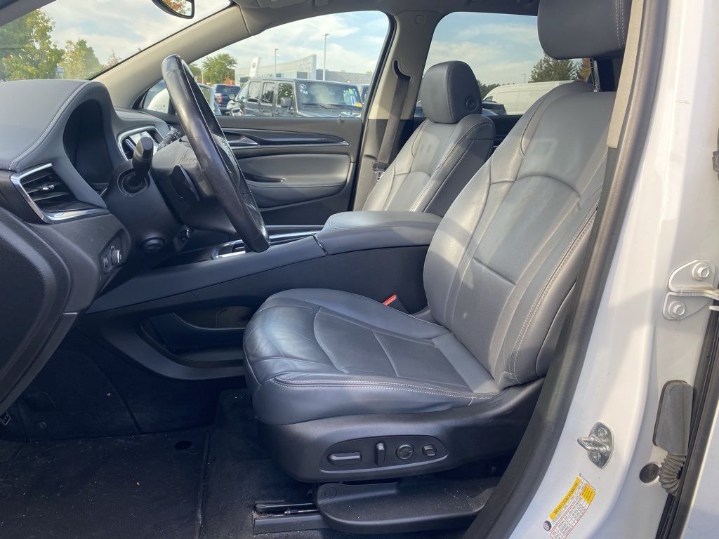 2020 Buick Enclave Premium photo 2