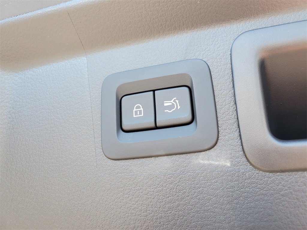 2025 Mazda CX-50 Premium photo 27